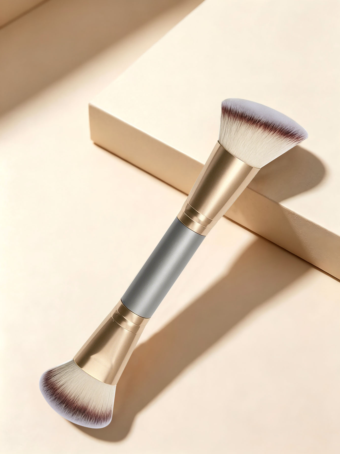 Pinceau à fond de teint double - Beauty Queen Makeup avis et prix