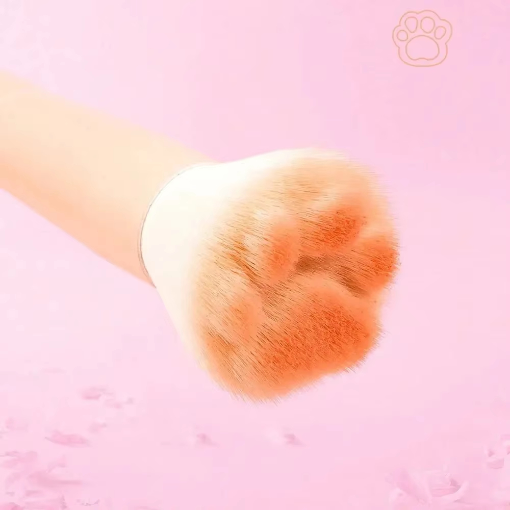 Pinceau à blush en forme de pa - Beauty Queen Makeup avis et prix
