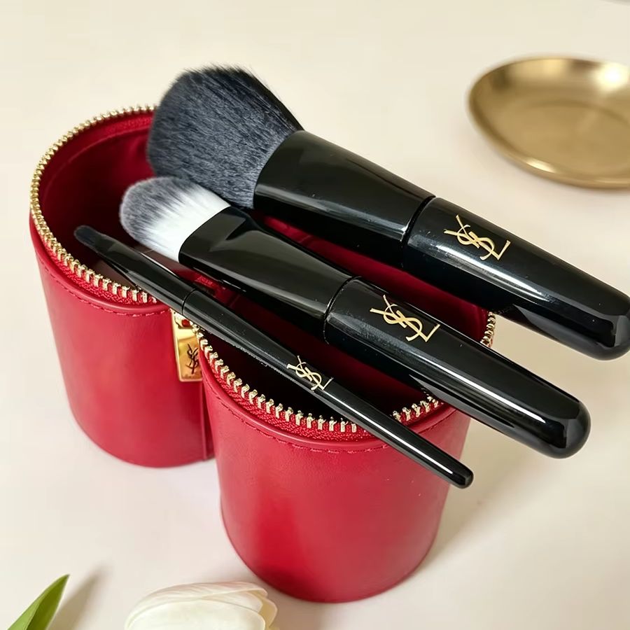 Coffret Cadeau de Pinceaux de  - Ysl Beauty Makeup avis et prix