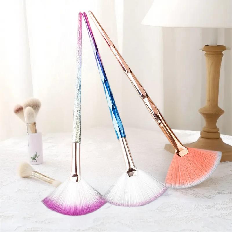 Grand pinceau de maquillage pl - Beauty Queen Makeup avis et prix