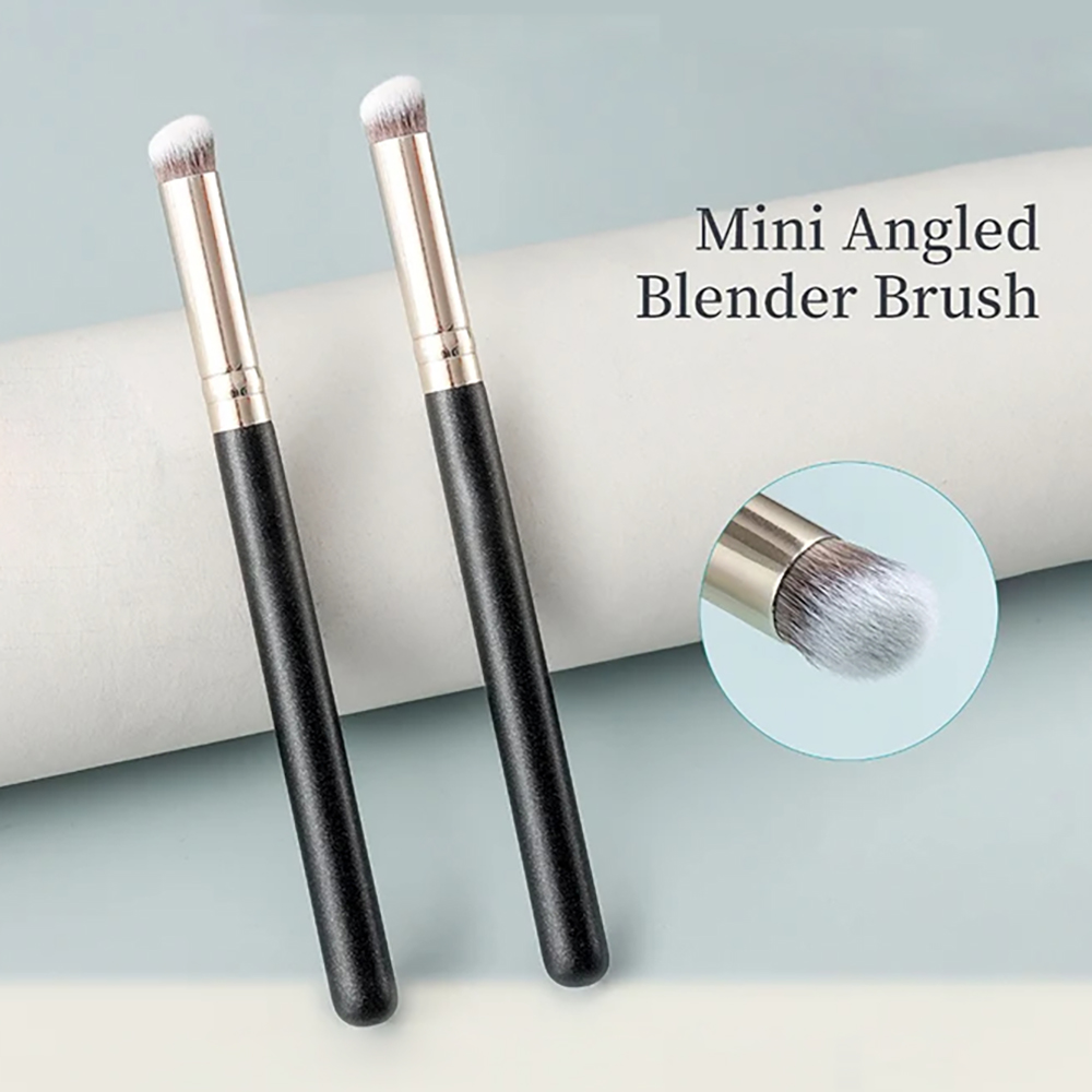 Pinceau de maquillage correcte - Beauty Queen Makeup avis et prix